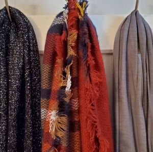 Bundle of 3 women's scarves